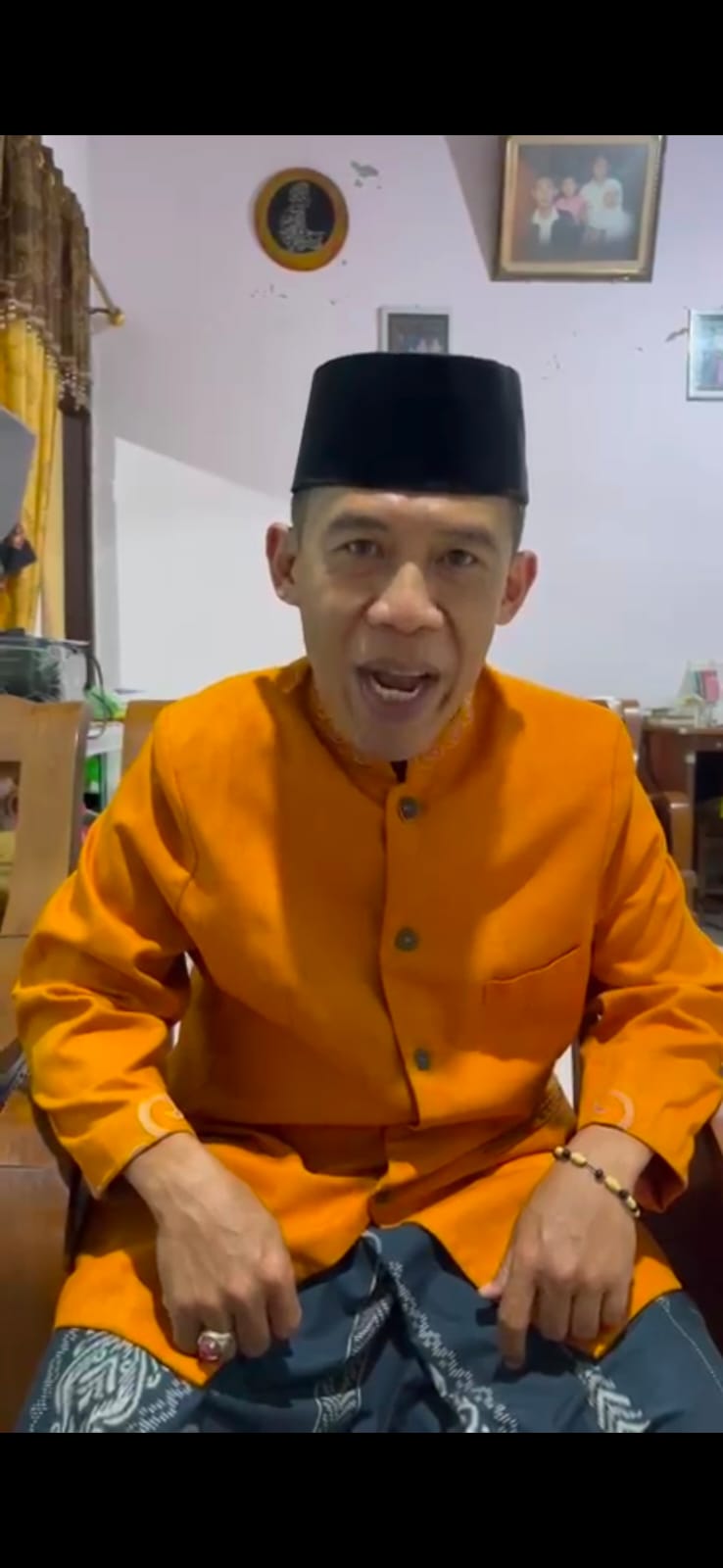 Tokoh Agama Cluwak Bapak Yubaidi Imbau Warga Sampaikan Pendapat Secara Santun dan Tertib
